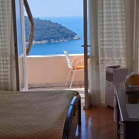 Amazing & Sea View 3*